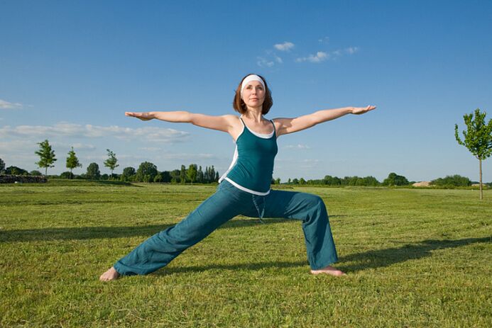 pisua galtzeko yoga klasikoa